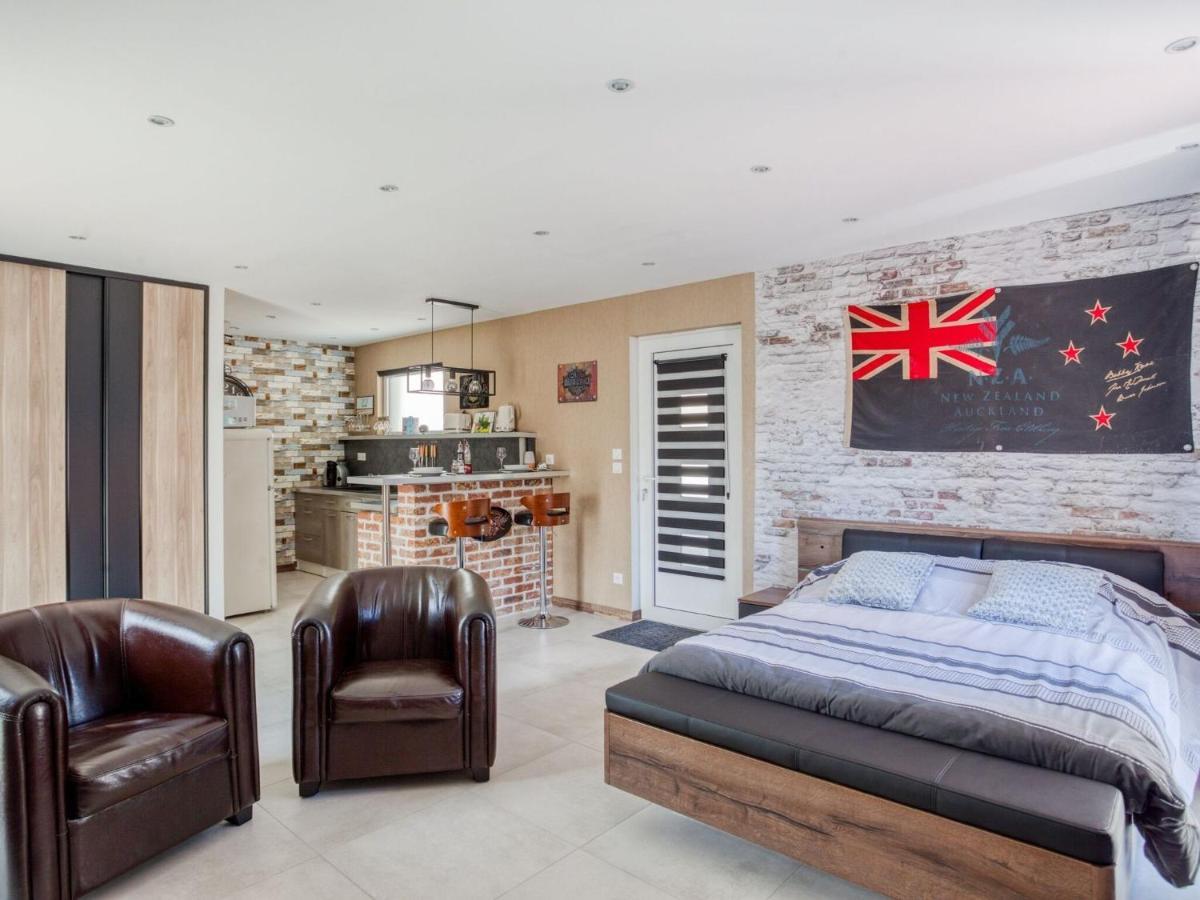 Cosy Apartment In Eperlecques With Fireplace ภายนอก รูปภาพ
