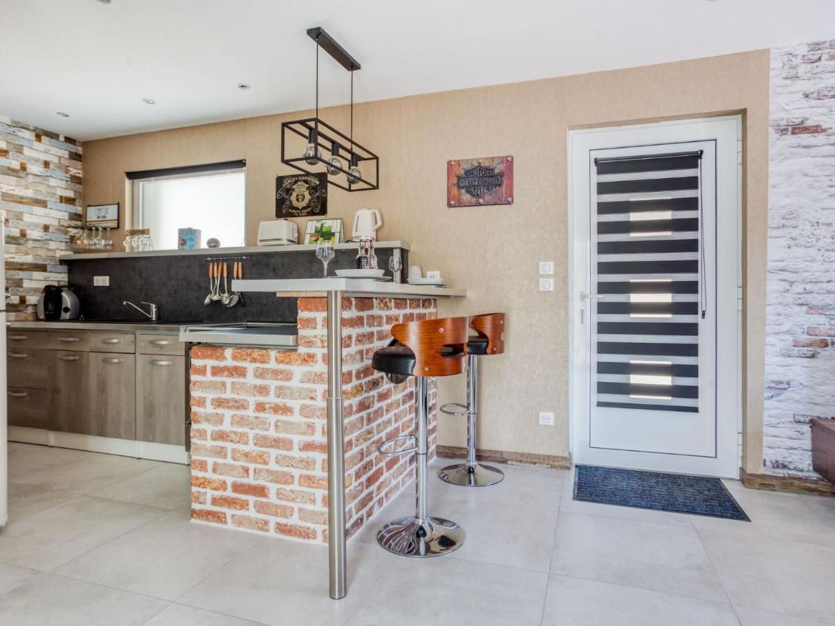Cosy Apartment In Eperlecques With Fireplace ห้อง รูปภาพ