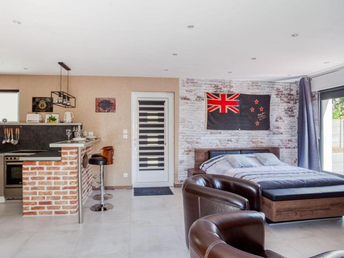 Cosy Apartment In Eperlecques With Fireplace ห้อง รูปภาพ