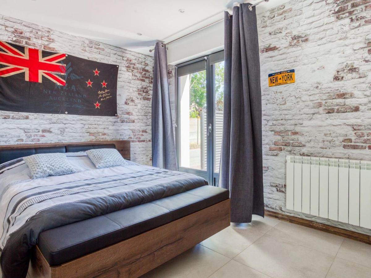 Cosy Apartment In Eperlecques With Fireplace ห้อง รูปภาพ